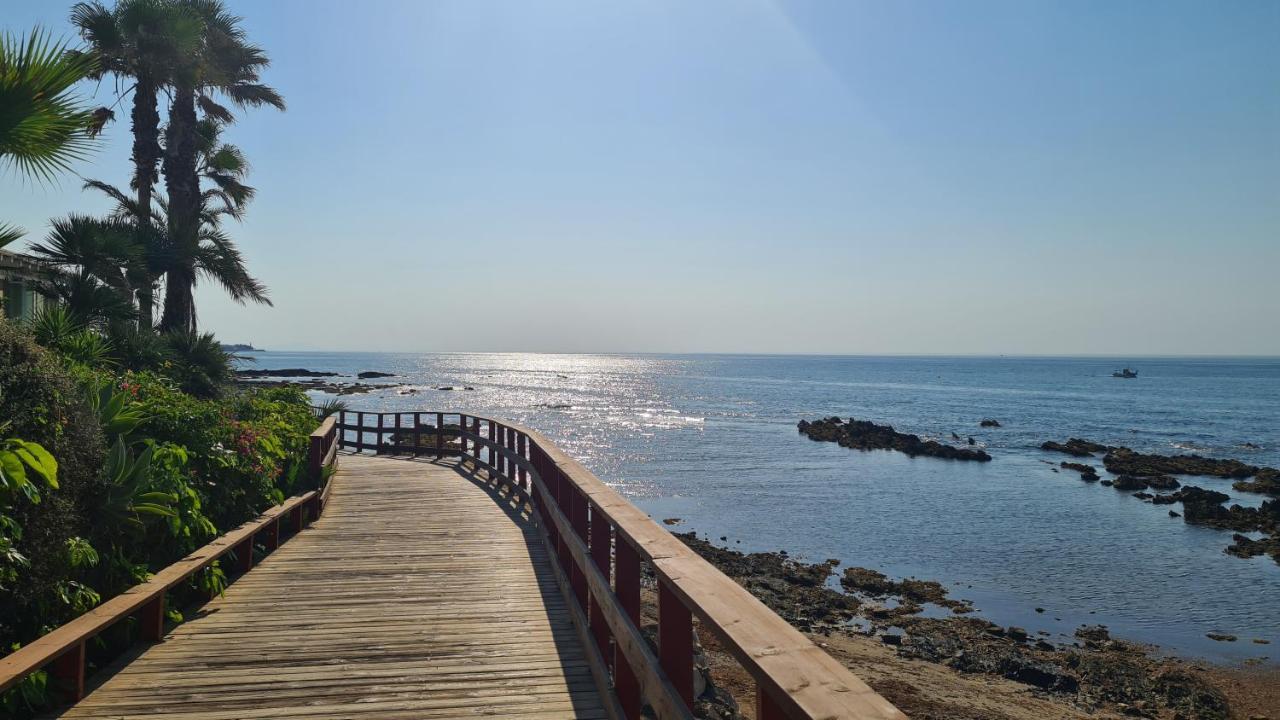 Garden Suite Beach & Relax Sitio de Calahonda Exterior photo